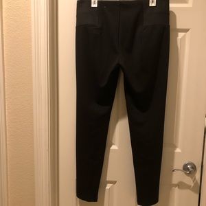 Vera Wang stretch pants